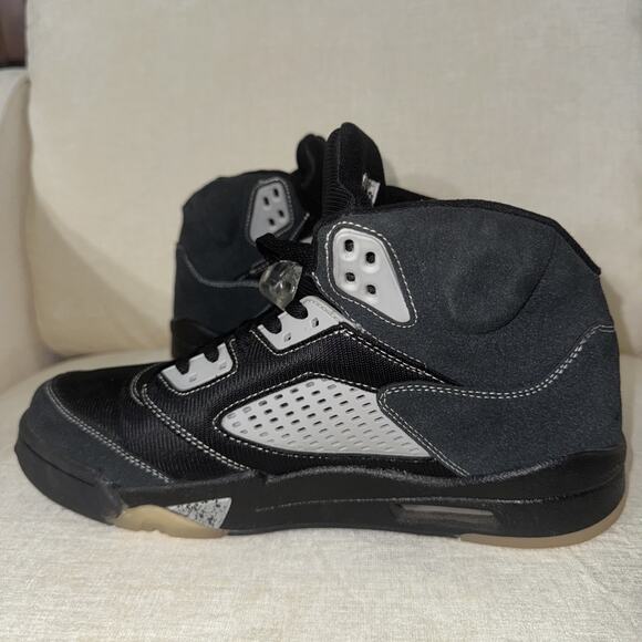 Jordan 5 Retro Anthracite (DB0731-001) Size 11 Black Excellent Used Condition main image 11